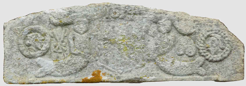 Le linteau de granit au-dessus de la porte d'entr�e - 1634